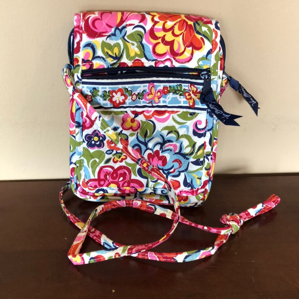 Vera Bradley crossbody purse